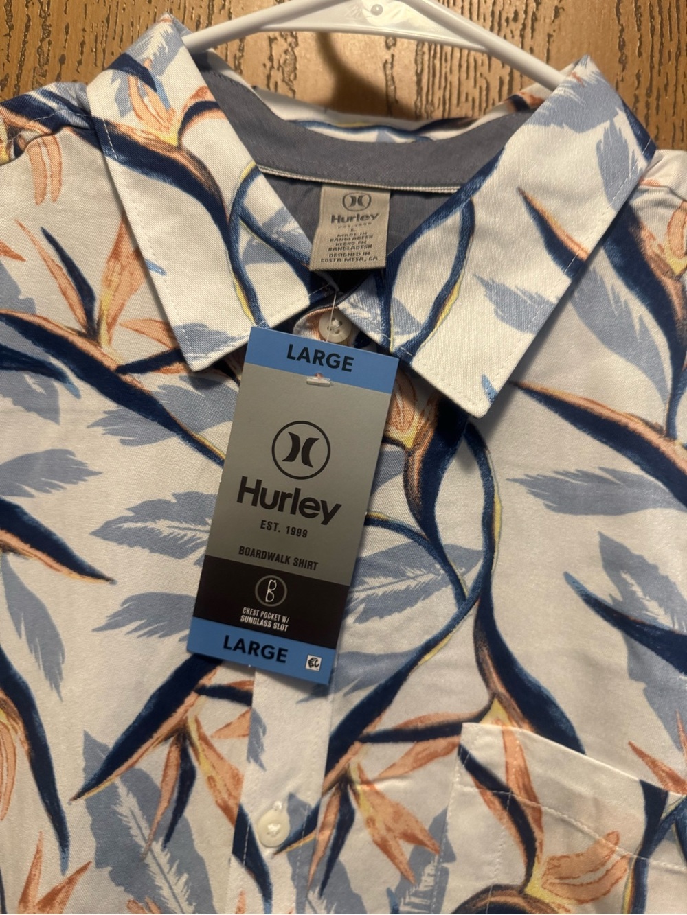 Hurley White Blue and Tan Floral Short-Sleeve Button-Down Shirt - Large